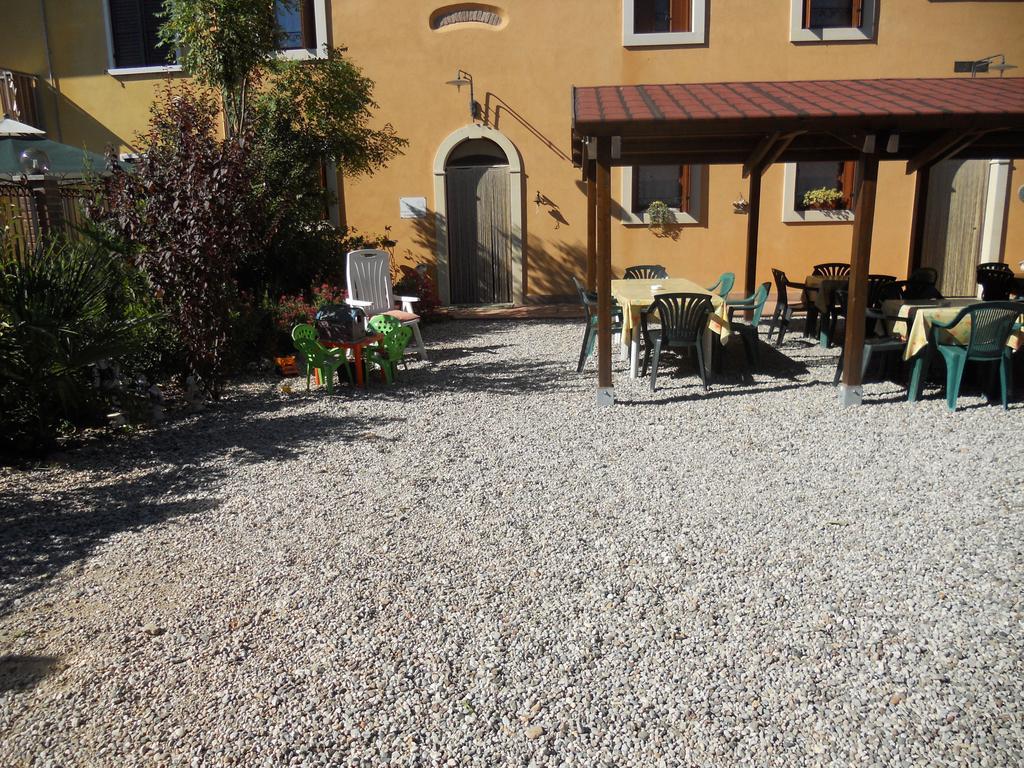 Agriturismo Le Mura Del Gherlo Villa Valeggio sul Mincio Exterior foto
